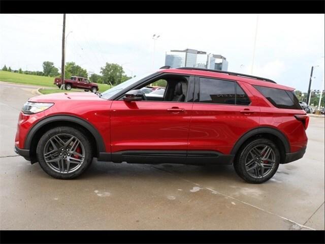 new 2025 Ford Explorer car