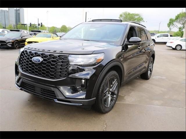 new 2025 Ford Explorer car