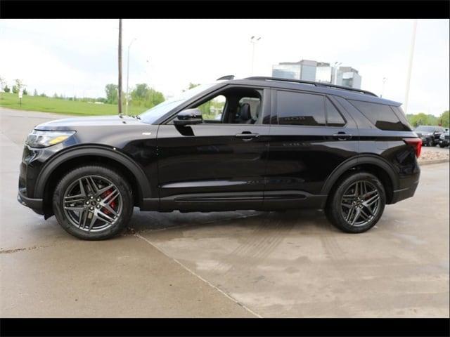 new 2025 Ford Explorer car, priced at $48,618