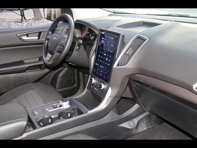 new 2024 Ford Edge car, priced at $32,120