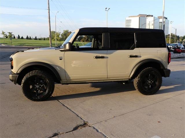 new 2025 Ford Bronco car, priced at $46,787