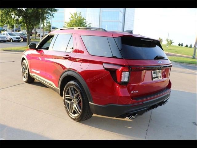 new 2025 Ford Explorer car