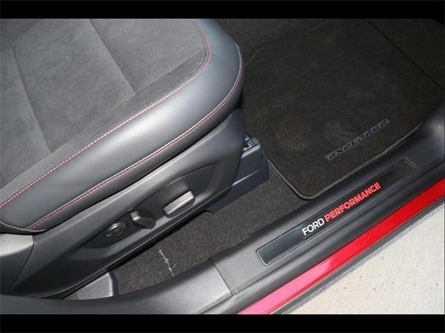 new 2025 Ford Explorer car