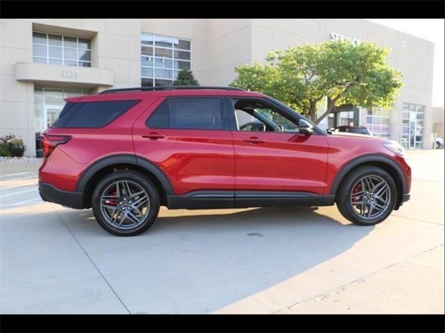 new 2025 Ford Explorer car