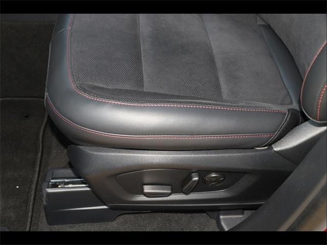 new 2025 Ford Explorer car