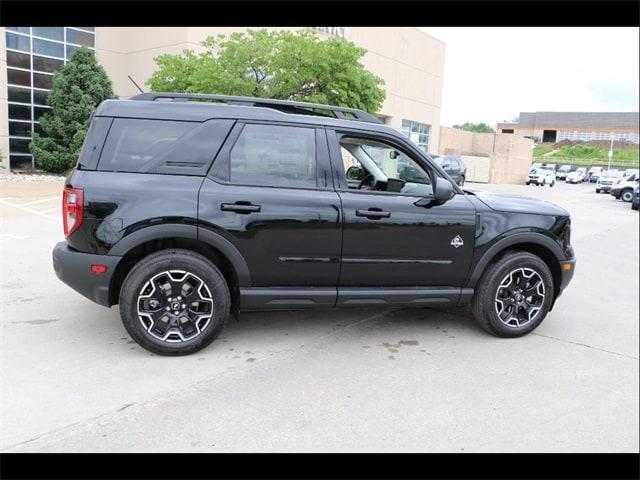 new 2025 Ford Bronco Sport car, priced at $37,098