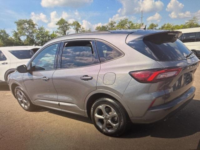 used 2023 Ford Escape car, priced at $26,987