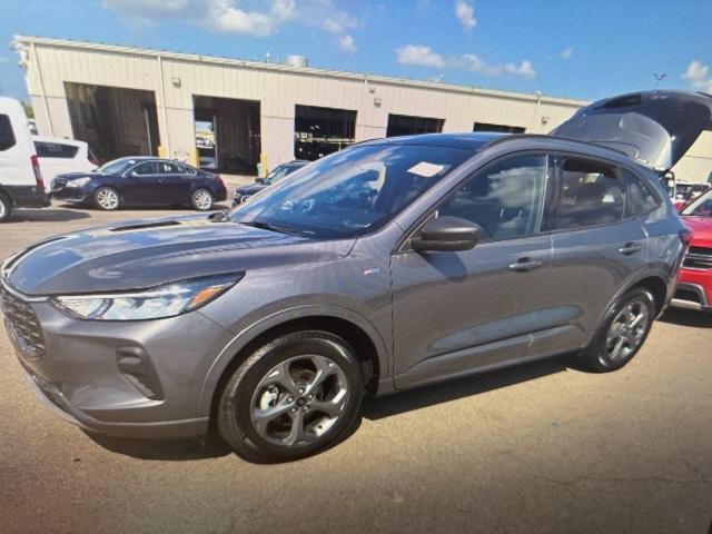 used 2023 Ford Escape car, priced at $26,987