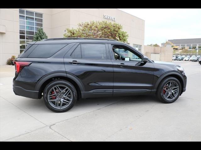 new 2025 Ford Explorer car, priced at $59,795