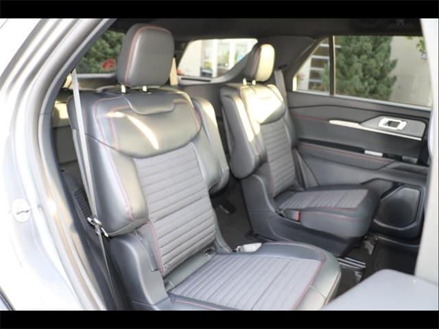 new 2025 Ford Explorer car, priced at $47,545