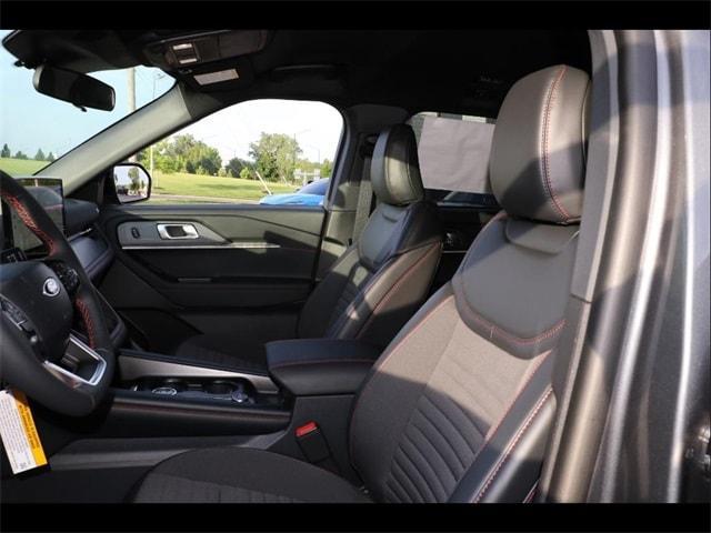 new 2025 Ford Explorer car, priced at $47,545