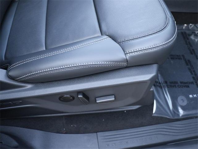 new 2025 Ford Expedition Max car, priced at $87,985