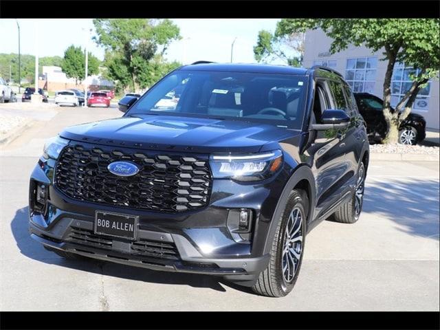 new 2025 Ford Explorer car, priced at $45,559