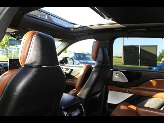 used 2022 Lincoln Aviator car, priced at $38,977