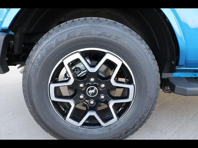 new 2024 Ford Bronco car, priced at $52,624