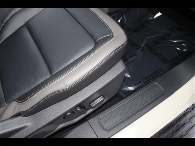 new 2025 Ford Bronco car, priced at $52,525