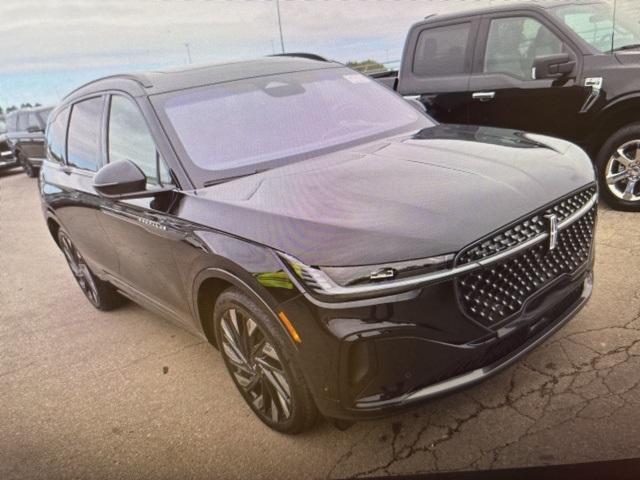 used 2024 Lincoln Nautilus car, priced at $52,754