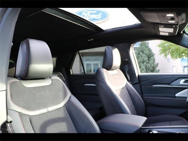 new 2025 Ford Explorer car, priced at $60,980