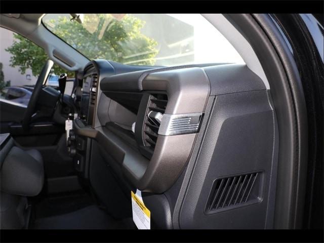 new 2025 Ford F-150 car, priced at $47,660