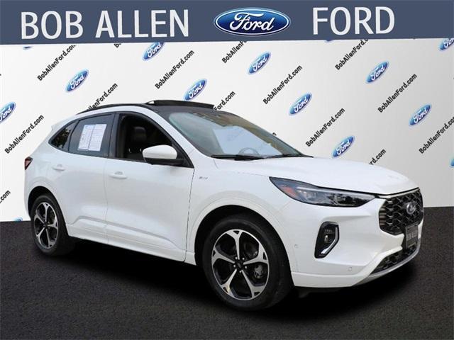 used 2023 Ford Escape car, priced at $28,998