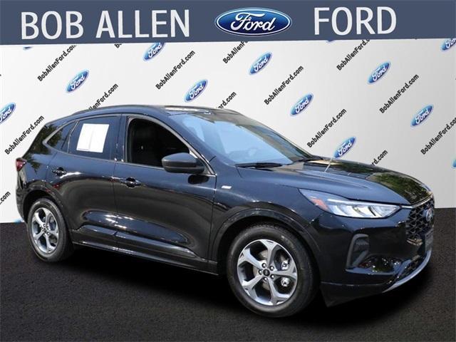 used 2023 Ford Escape car, priced at $25,000