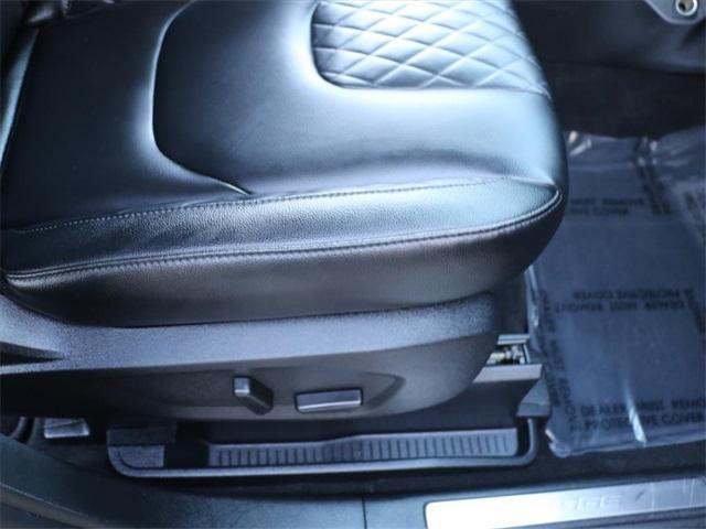 used 2024 Ford Edge car, priced at $27,987