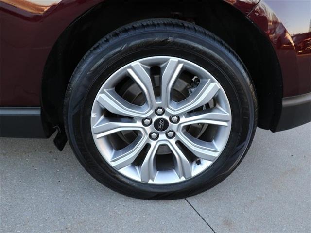 used 2024 Ford Edge car, priced at $27,987