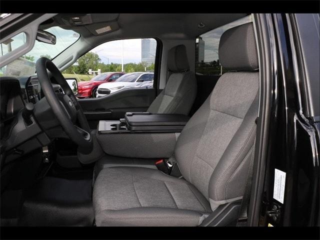 new 2025 Ford F-150 car, priced at $47,660
