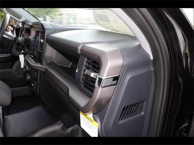 new 2025 Ford F-150 car, priced at $47,660