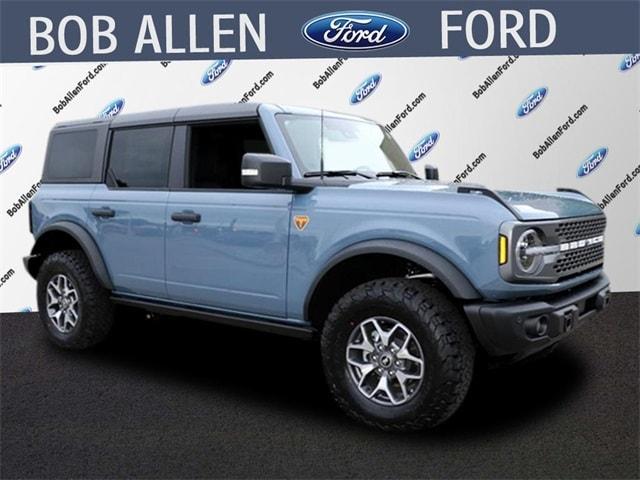 new 2025 Ford Bronco car, priced at $58,413