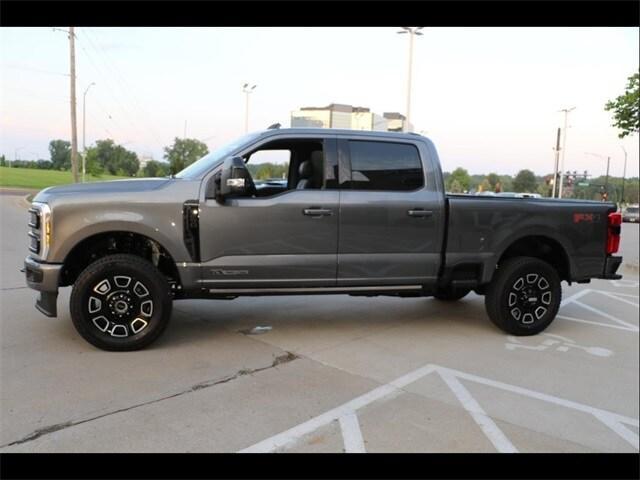 new 2025 Ford F-250 car, priced at $89,624