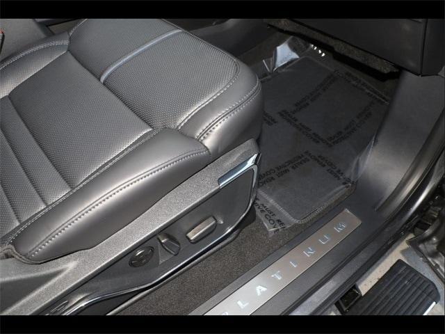 new 2025 Ford F-250 car, priced at $89,624