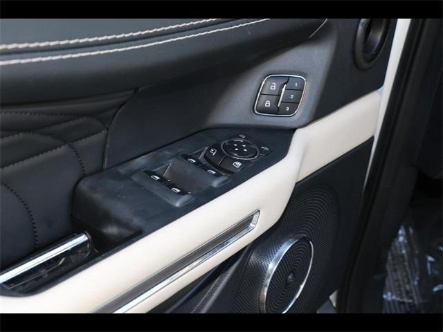 used 2024 Ford Expedition car, priced at $62,955
