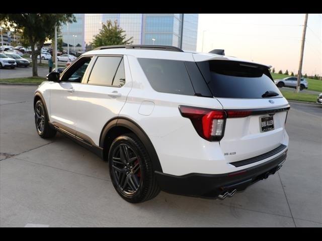 new 2025 Ford Explorer car, priced at $60,590