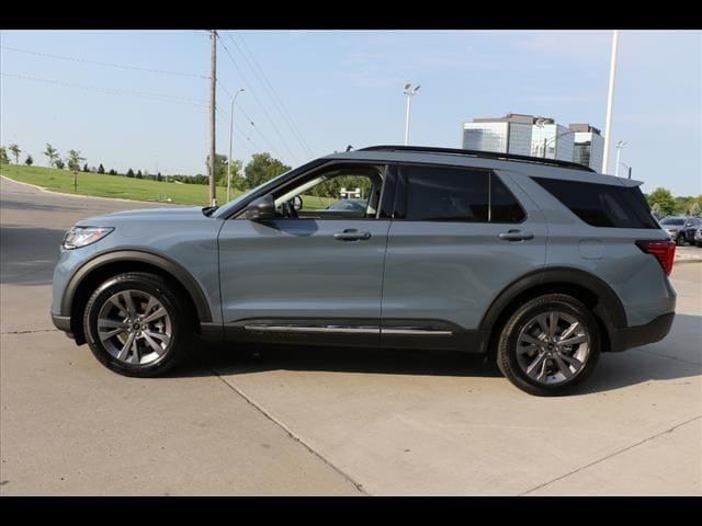 new 2025 Ford Explorer car, priced at $49,295