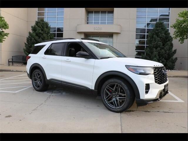 new 2025 Ford Explorer car, priced at $60,980