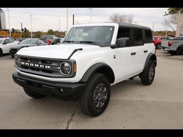 new 2024 Ford Bronco car, priced at $47,395