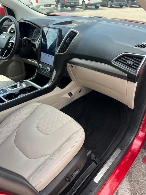 used 2024 Ford Edge car