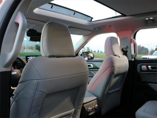 new 2025 Ford Explorer car