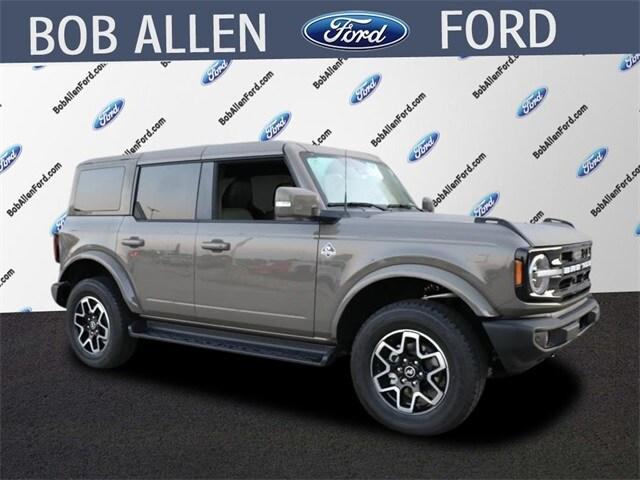new 2025 Ford Bronco car, priced at $53,398