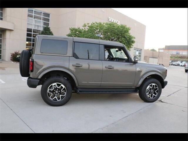new 2025 Ford Bronco car, priced at $53,398