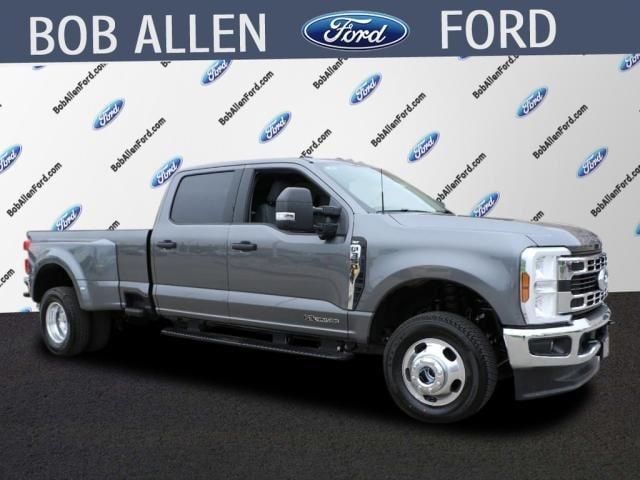 new 2025 Ford F-350 car, priced at $77,135