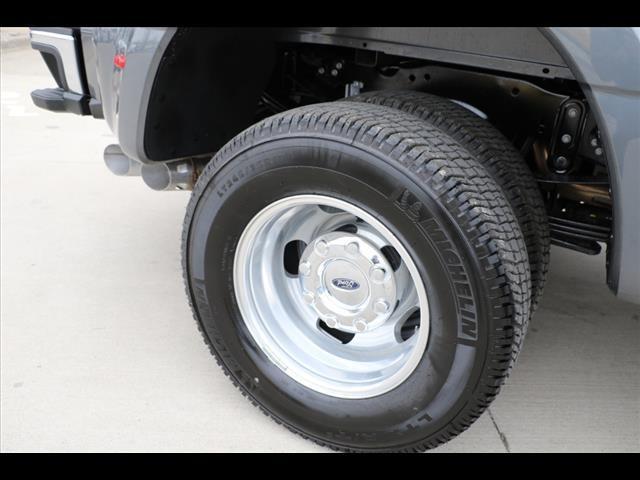 new 2025 Ford F-350 car, priced at $77,135