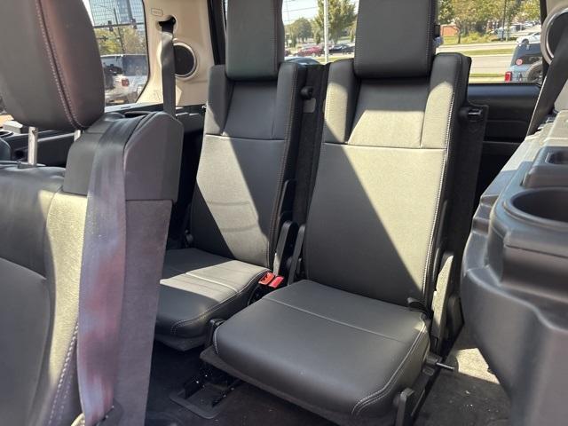 used 2016 Land Rover LR4 car, priced at $17,988