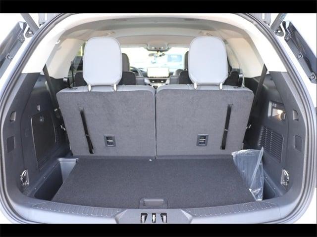 new 2025 Ford Explorer car, priced at $48,335