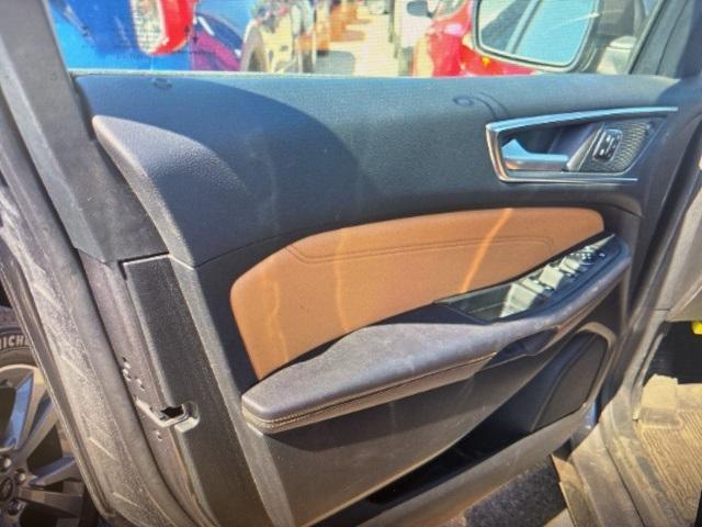 used 2023 Ford Edge car, priced at $32,998