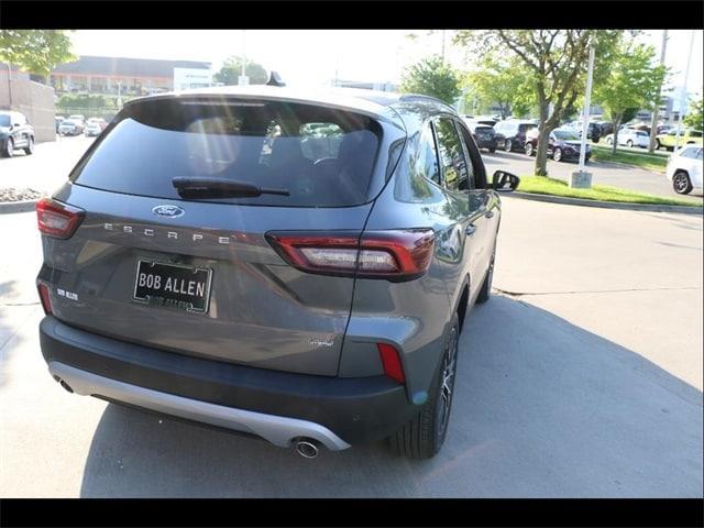 new 2025 Ford Escape car, priced at $33,253