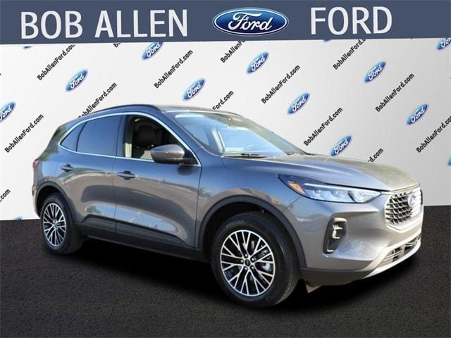 new 2025 Ford Escape car, priced at $33,253