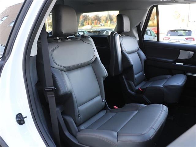 new 2025 Ford Expedition car, priced at $73,340