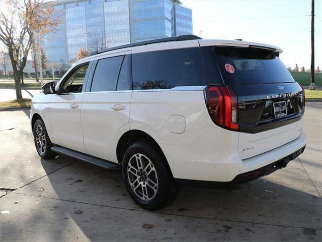 new 2025 Ford Expedition car, priced at $73,340